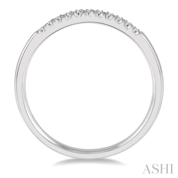 1/10 Ctw 11 Stone Round Cut Diamond Wedding Band in 14K White Gold