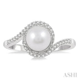 7x7 MM Round Shape Cultured Pearl & 1/10 ctw Round Cut Diamond Ring in 10K White Gold