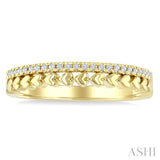 1/10 Ctw Heart Shape Bead Round Cut Diamond Fashion Petite Band in 10K Yellow Gold