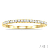 1/5 Ctw Round Cut Diamond Wedding Band in 14K Yellow Gold