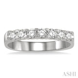 3/4 Ctw 7 Stone Round Cut Diamond Wedding Band in 14K White Gold