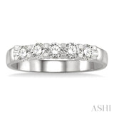 1/2 Ctw 5 Stone Round Cut Diamond Wedding Band in 14K White Gold