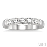 1/2 Ctw 5 Stone Round Cut Diamond Wedding Band in 14K White Gold