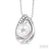 6.5 MM Cultured Pearl and 1/20 Ctw Round Cut Diamond Pendant in Sterling Silver with chain