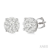 Lovebright Essential Diamond Stud Earrings