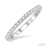 1/4 Ctw Round Cut Diamond Wedding Band in 14K White Gold